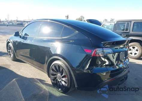 2023 Tesla Model Y из США, поврежденный, VIN 7SAYGDEF3PF759288